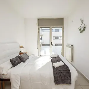 Apartamento En Con Parking Privado , Gerona España
